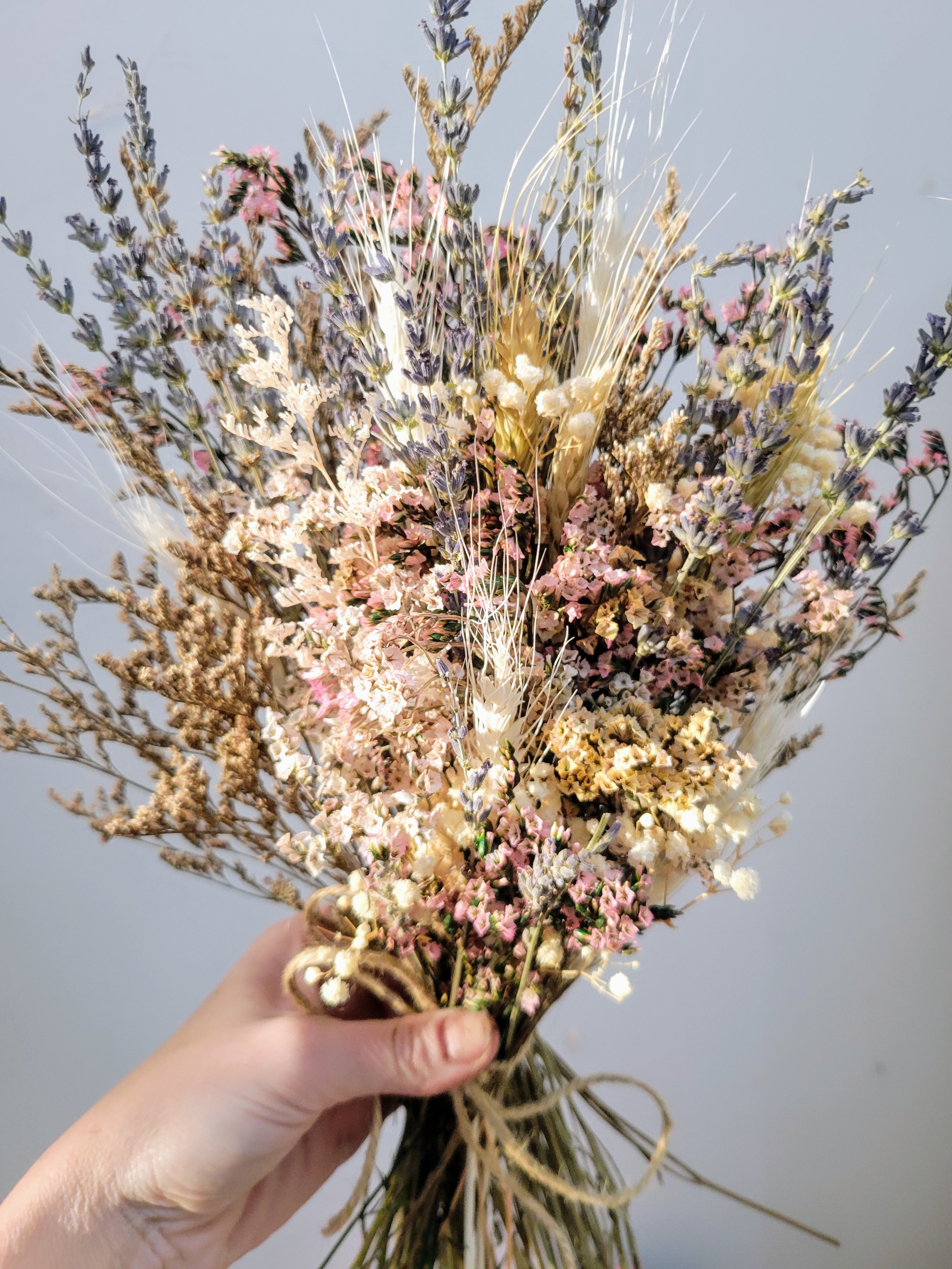 French Fields Large Bouquet-Arrangement-Pampas B