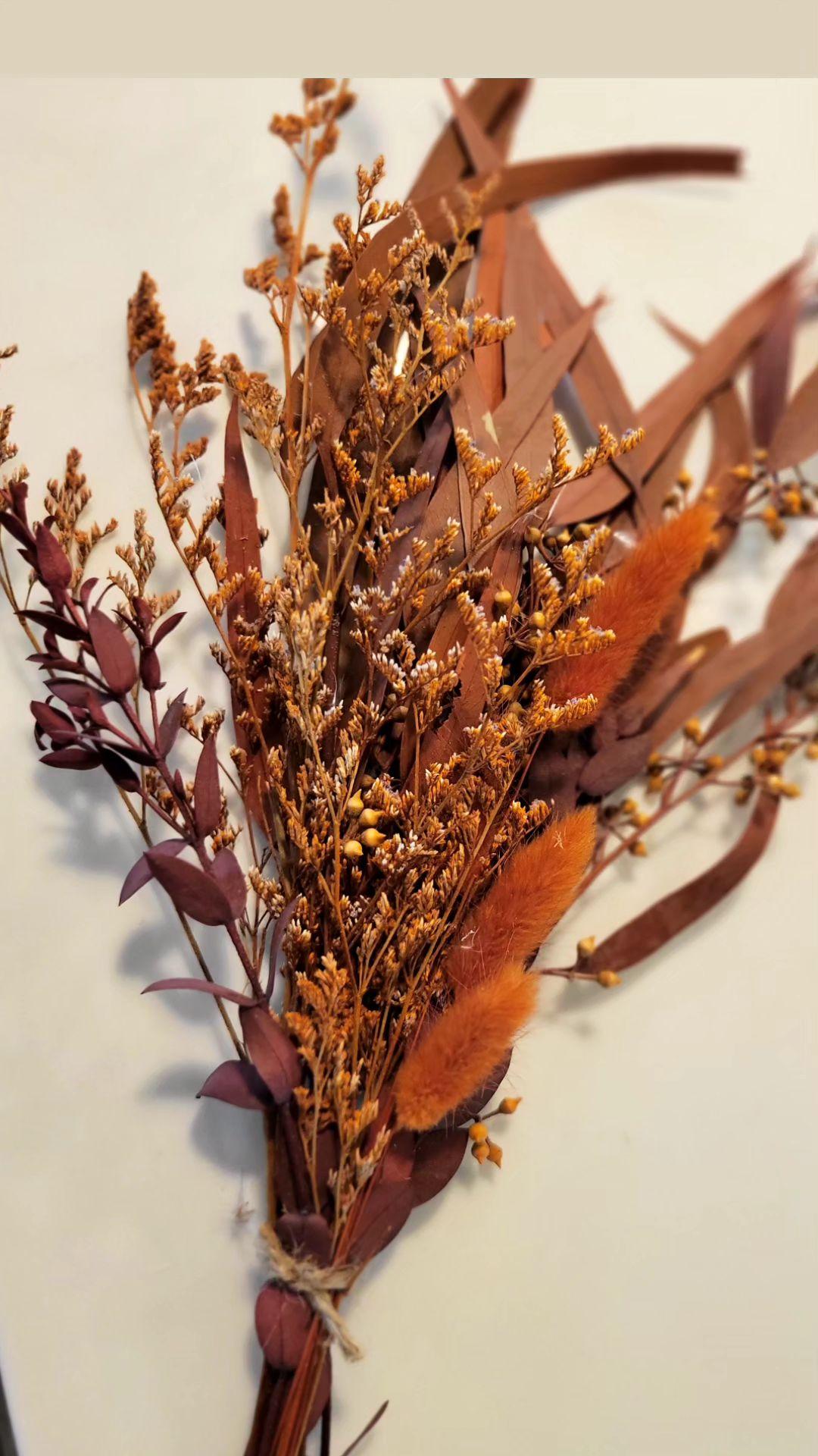 Spicy red fall bouquet-Pampas B