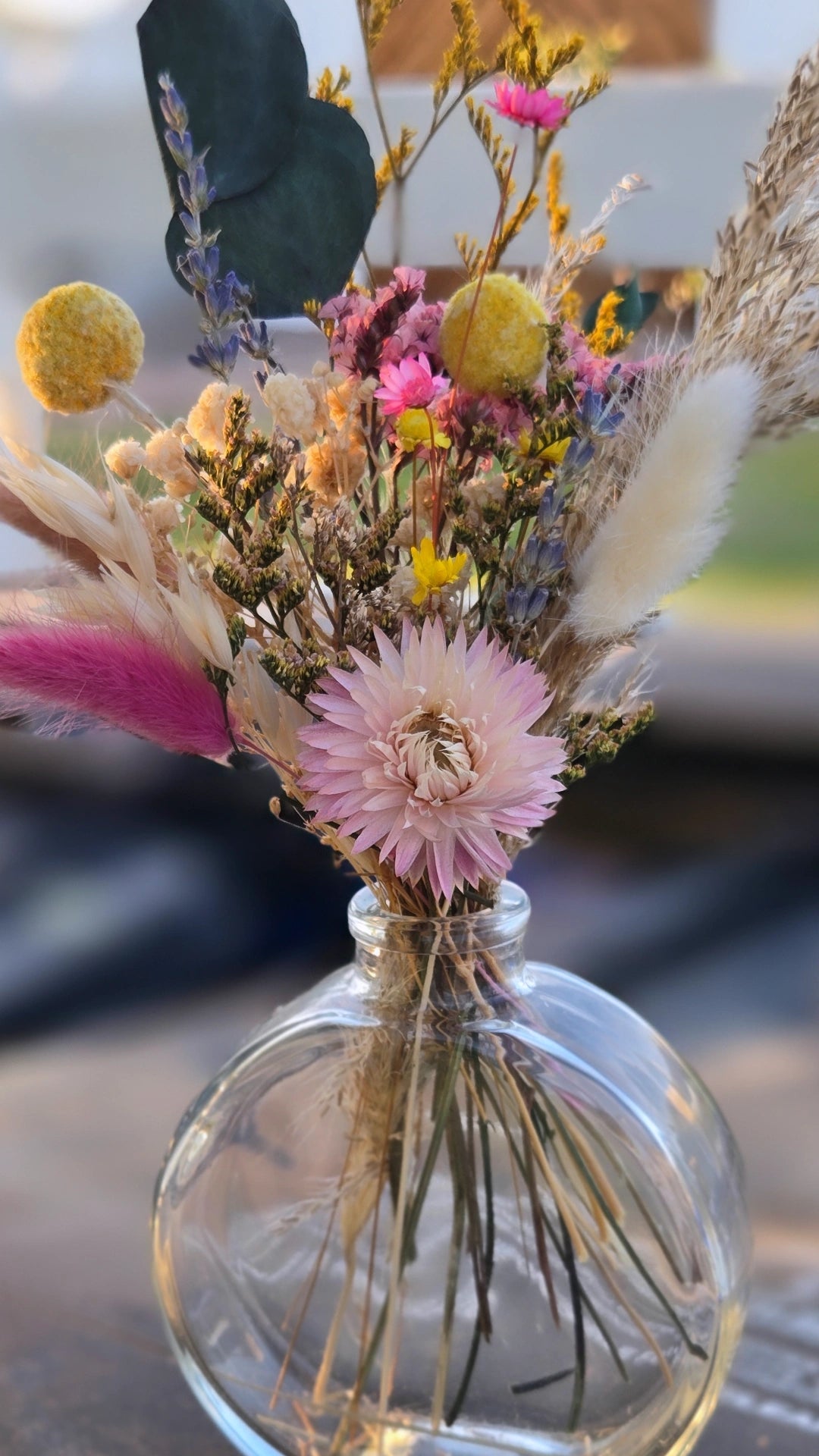 Wildflower Spring Mini with circle bud vase-Pampas B